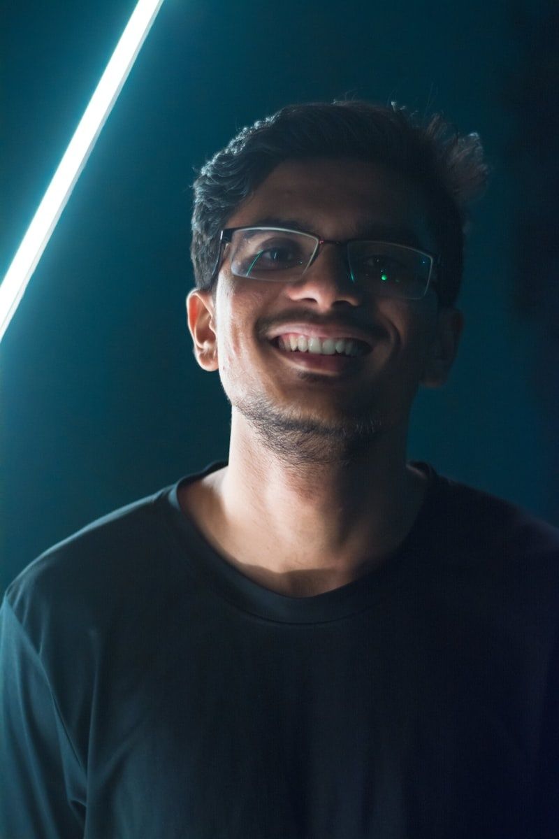 Luis H.